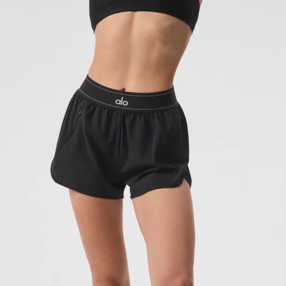 Alo Yoga Match Point Short